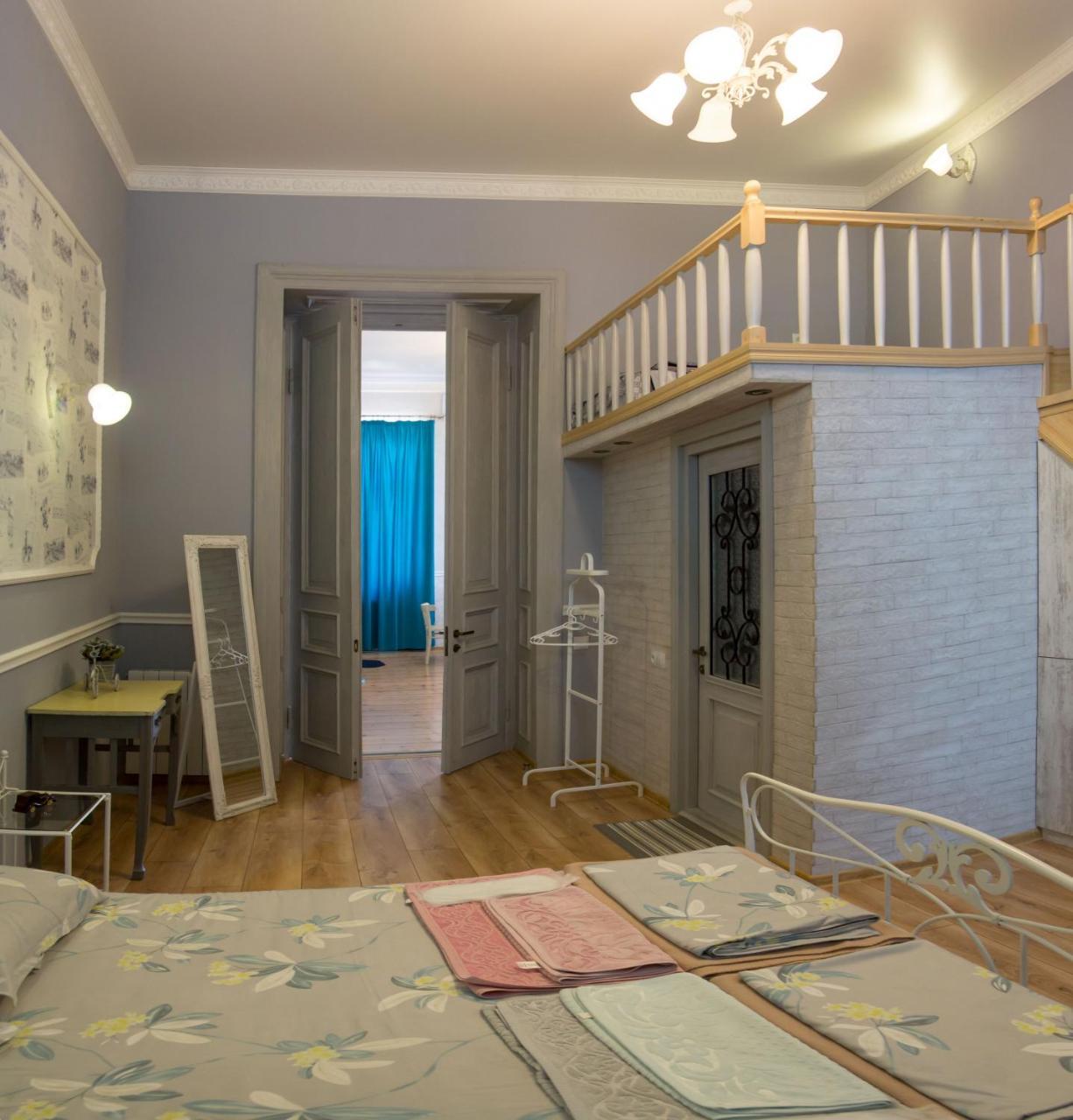 Apartament On Aghmashenebeli 26 Тбілісі Екстер'єр фото